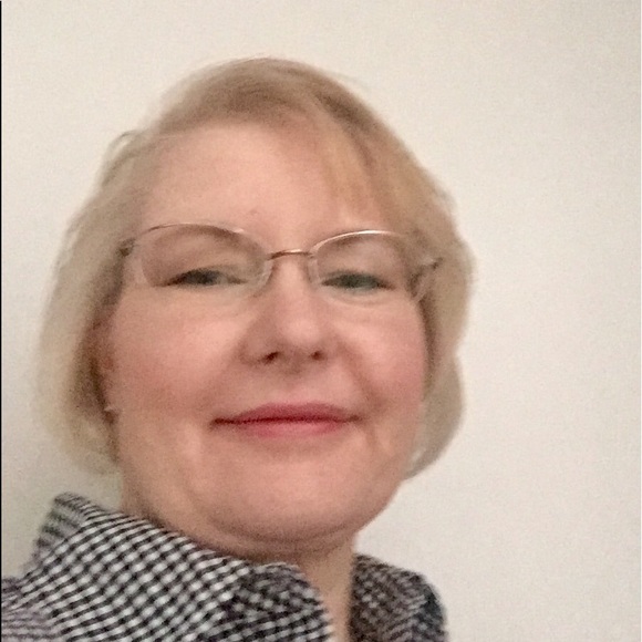 Meet your Posher, Angela - Picture 1 of 1